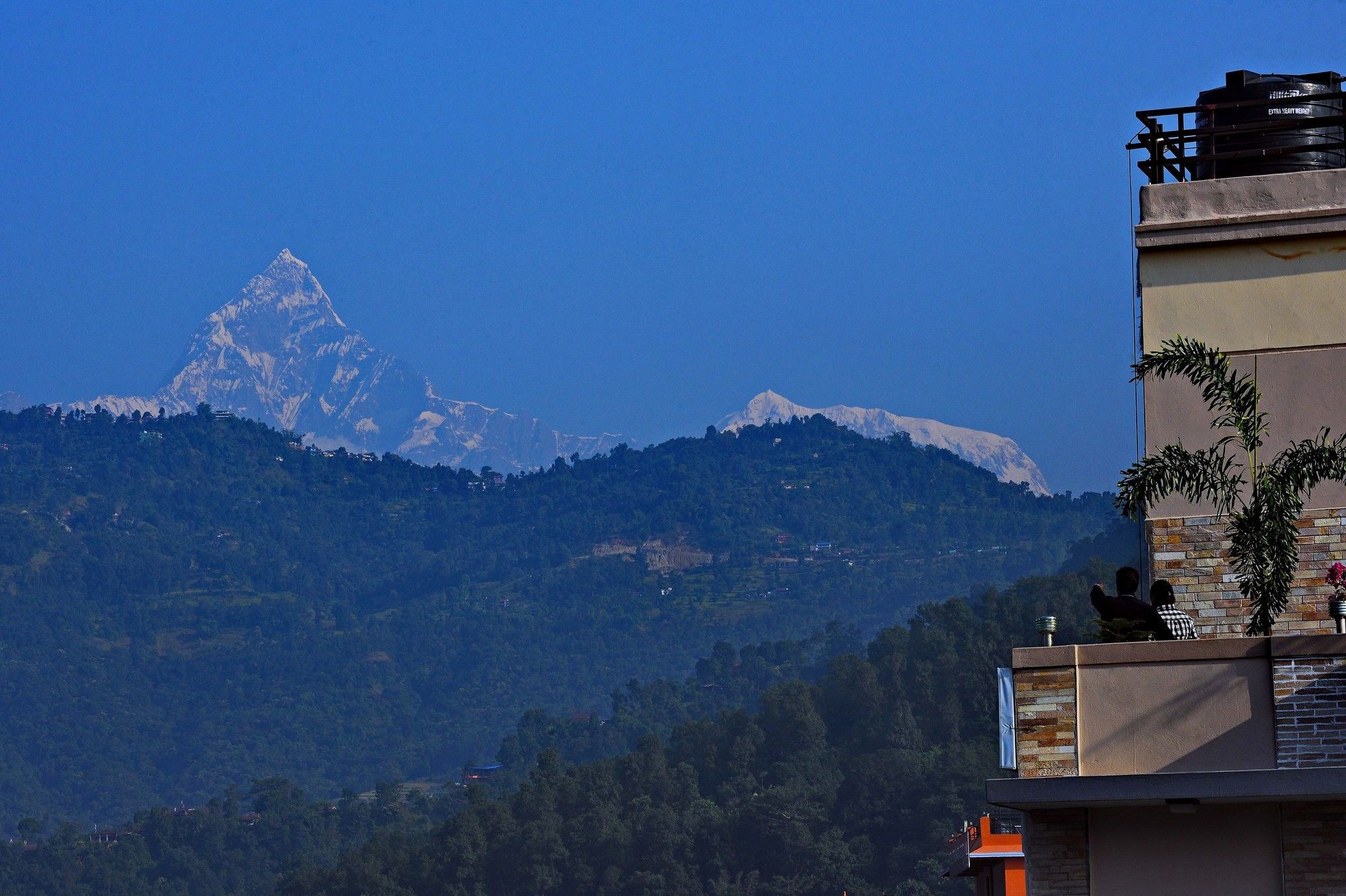 Hotel Queens Park Pokhara Exterior photo